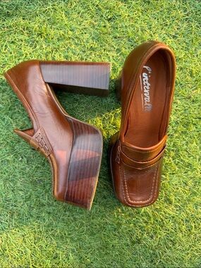 L'INTERVALLE Brown Leather Platform Loafers